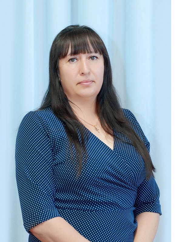 Пешкова Елена Сабировна.